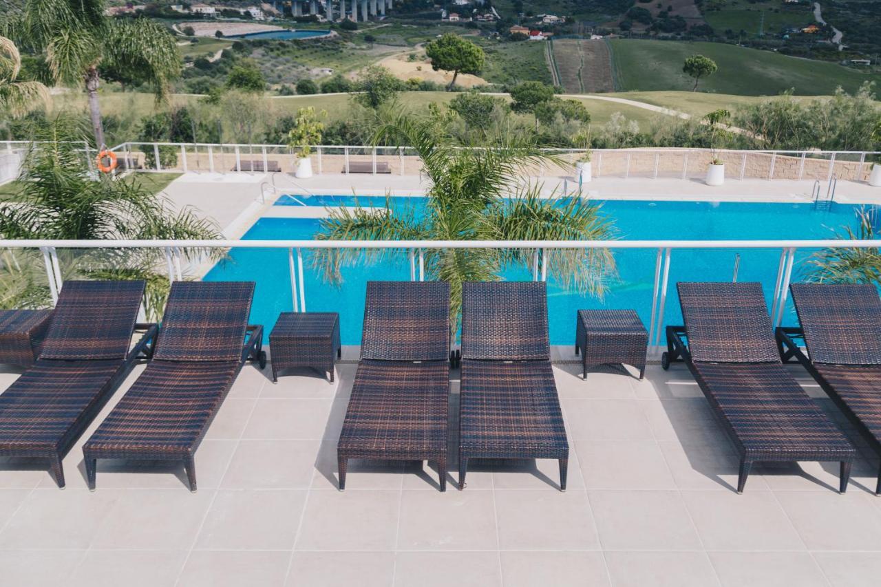 Ona Valle Romano Golf & Resort Estepona Exterior photo